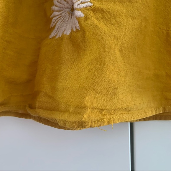 Madewell Embroidered Floral Top - Picture 8 of 11